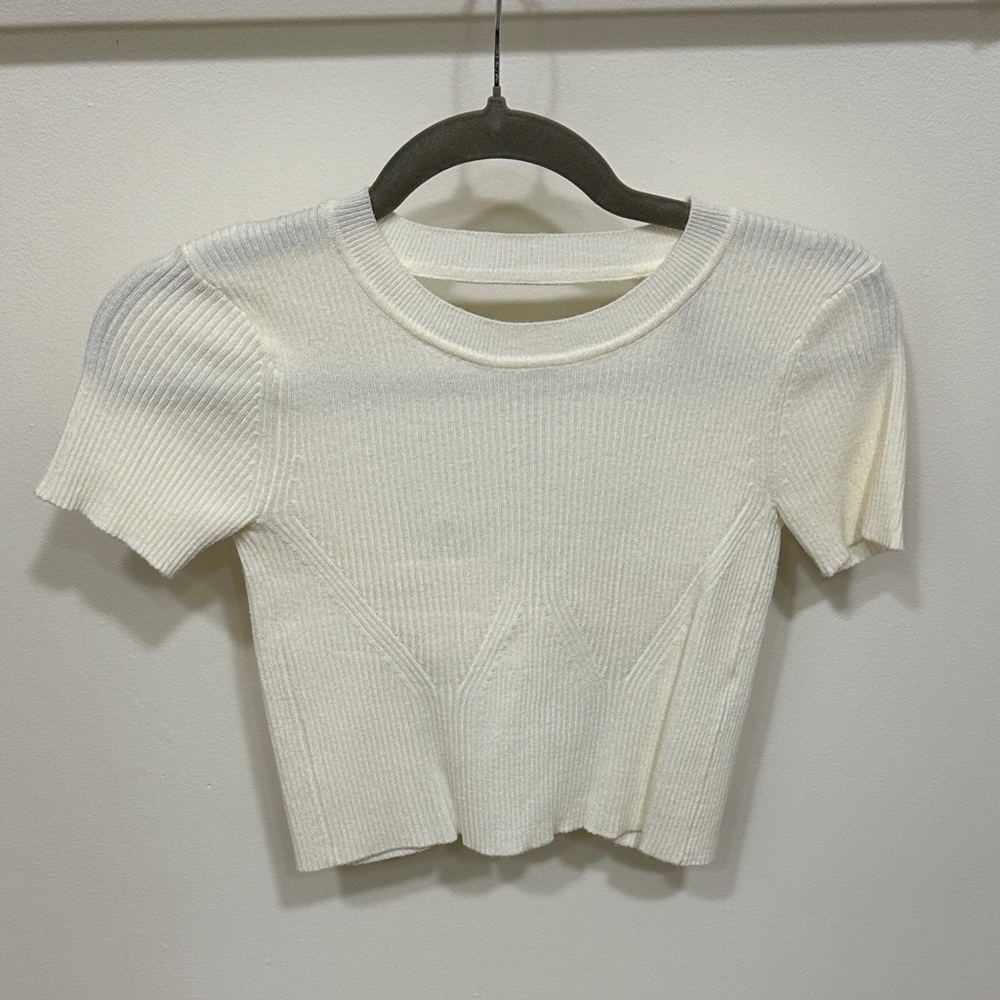 Dynamite Cream Ribbed Knit Top with Open Back